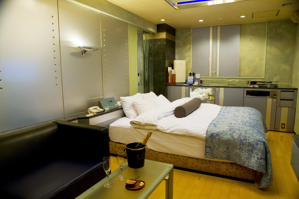 יוקוהאמה Hotel Grand Garden (Adults Only) חדר תמונה